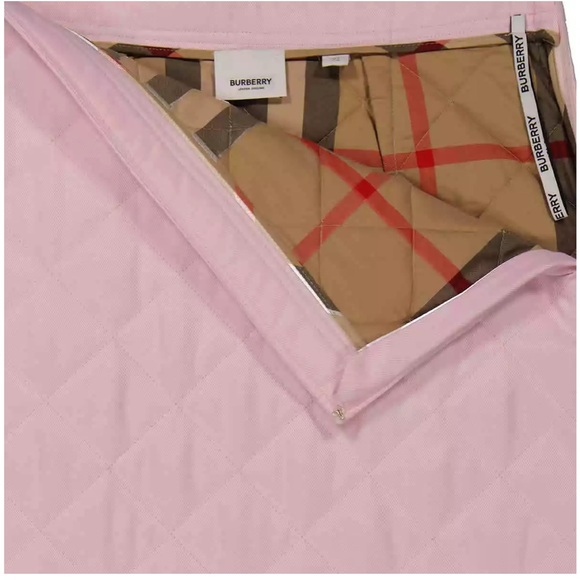 NEW Pink Burberry Quilted Miniskirt Skirt - Picture 5 of 7
